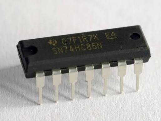 IC 7486 Quad 2-Input XOR Gate DIP-14 Logic IC